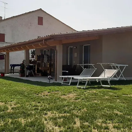 דירה Casale Gambacane Castelvecchio (Marche)